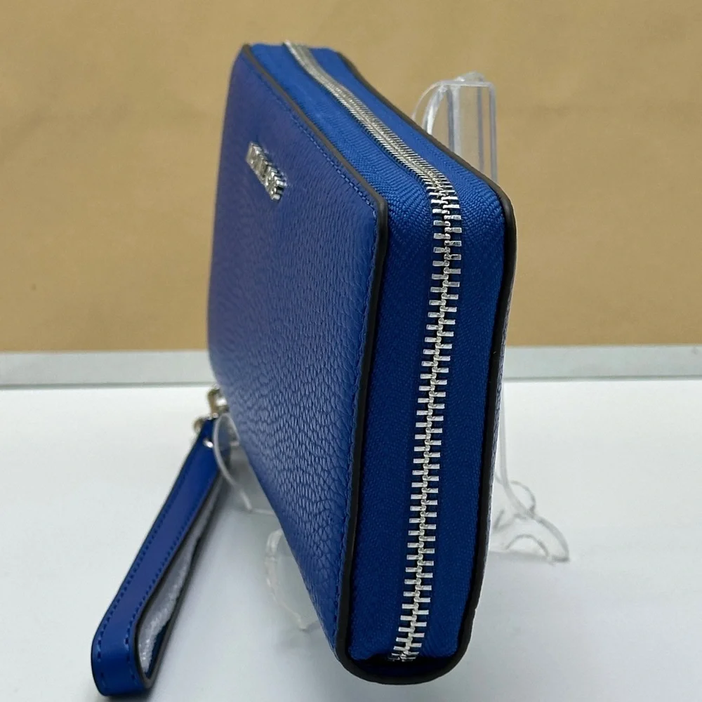 MICHAEL KORS Jet Set Travel Continental Zip Galaxy Blue color